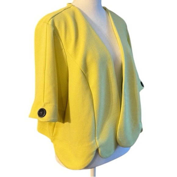 Perceptions Woman Yellow Draped Cropped Cardigan Size 2X - Picture 2 of 5